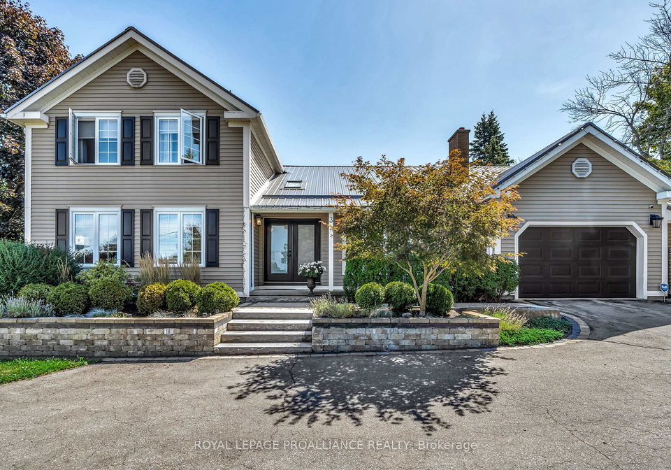 3-wesley-acres-road-prince-edward-county-ontario-x12360265