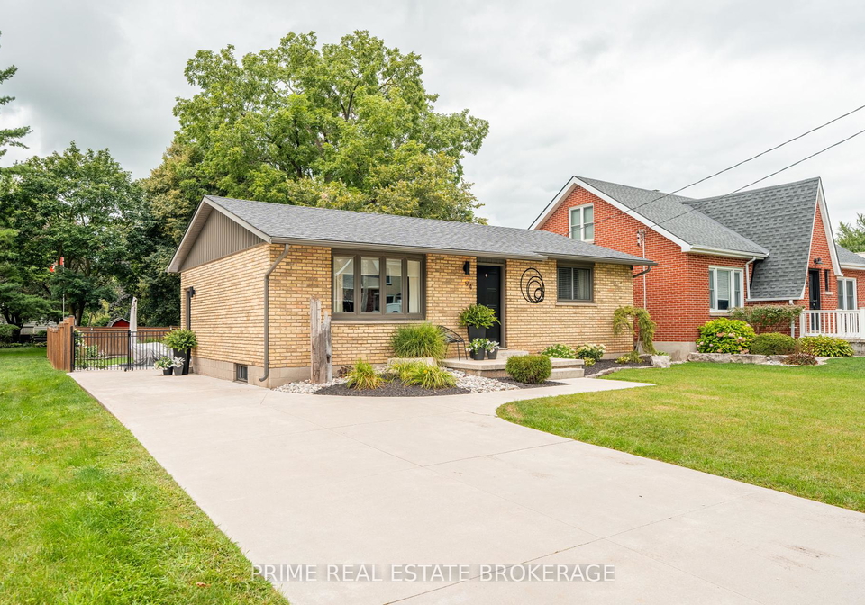 94-john-street-e-south-huron-ontario-x12360421