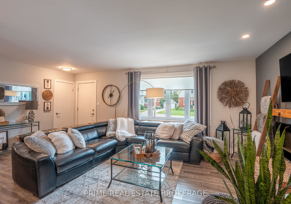94-john-street-e-south-huron-ontario-x12360421