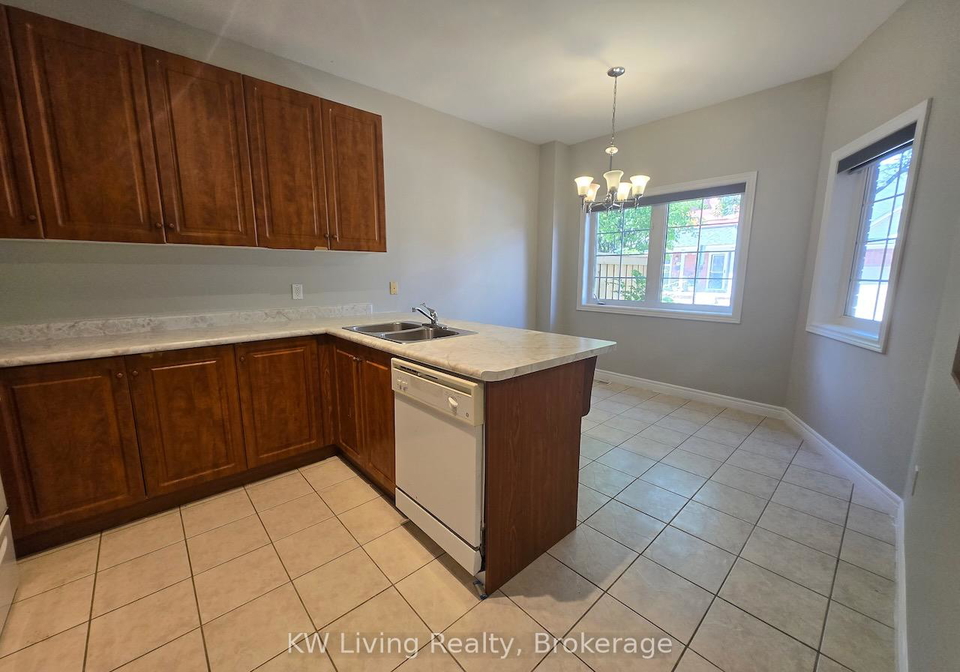 100-beddoe-drive-hamilton-ontario-x12360470