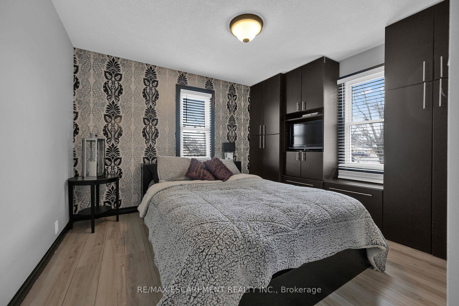 423-george-street-haldimand-ontario-x12360474