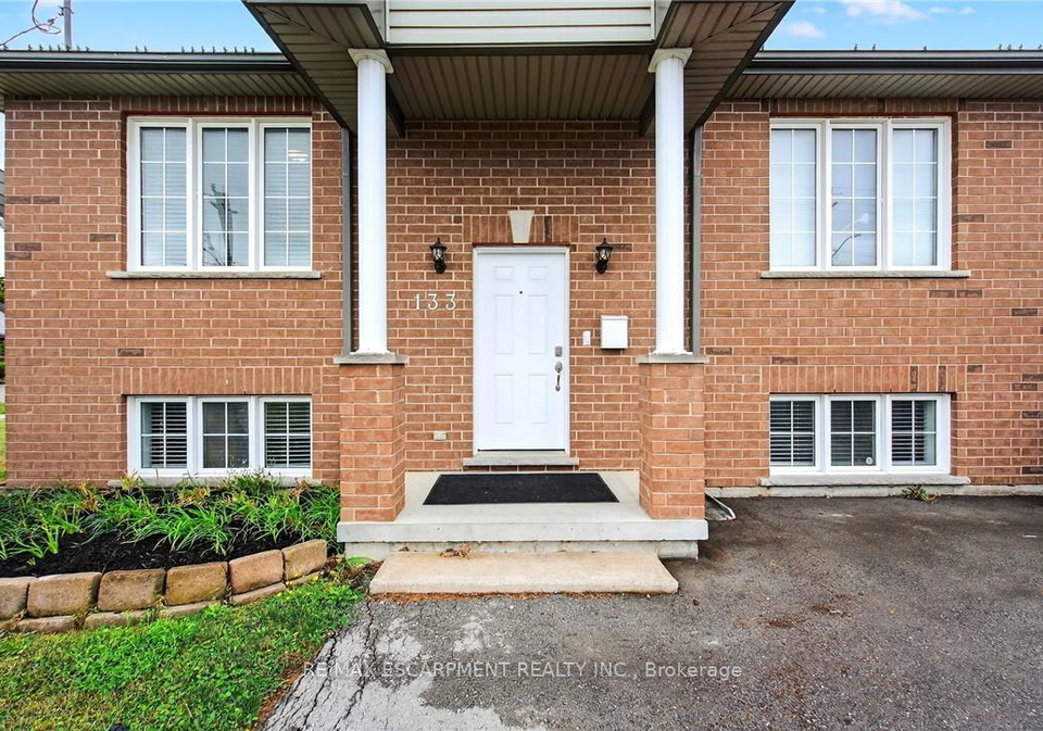 133-grantham-avenue-st-catharines-ontario-x12360525