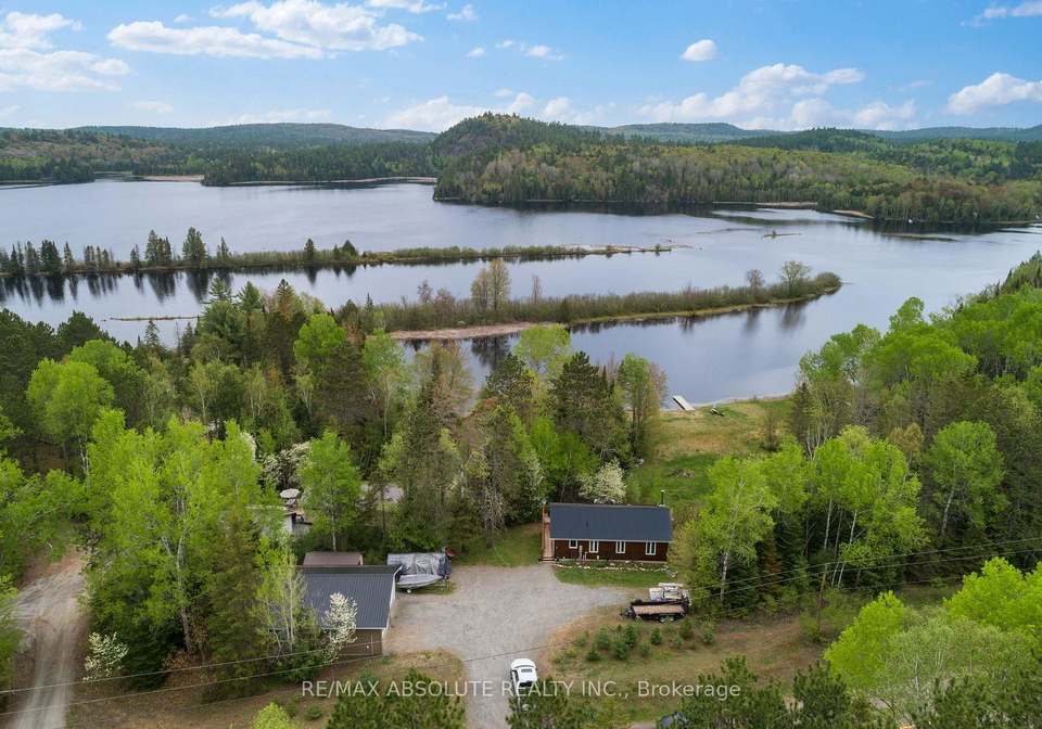 4666-matawatchan-road-greater-madawaska-ontario-x12360799