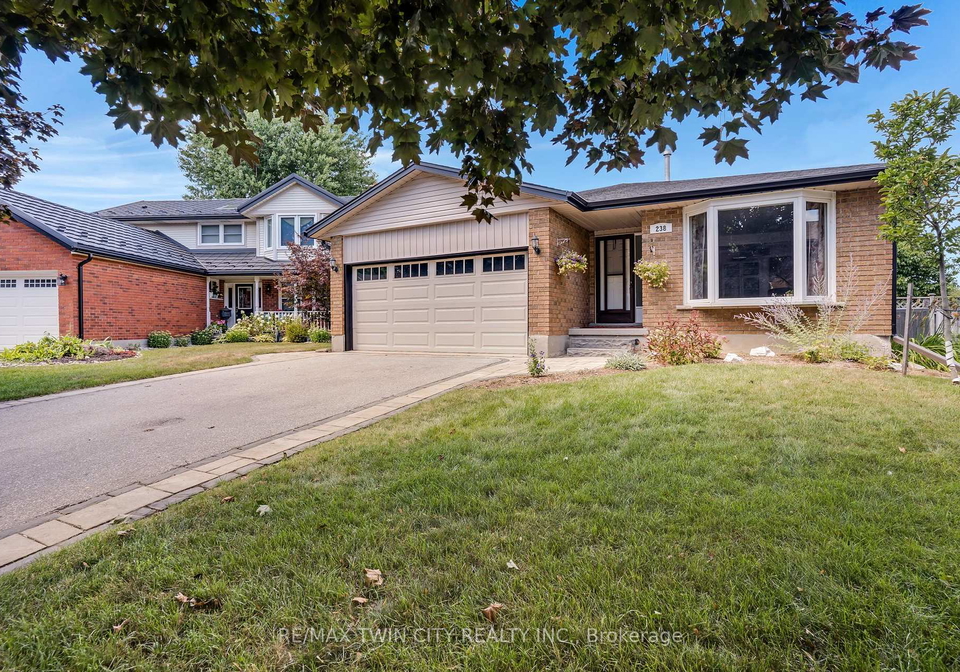 238-westview-court-kitchener-ontario-x12360832