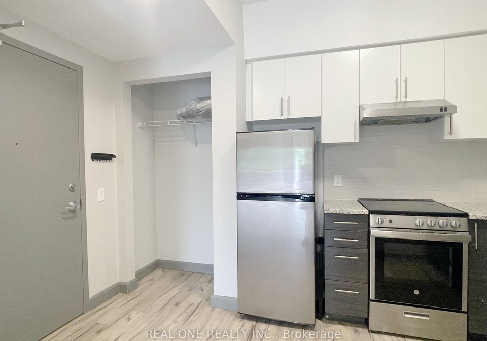 77-leland-street-hamilton-ontario-x12360845