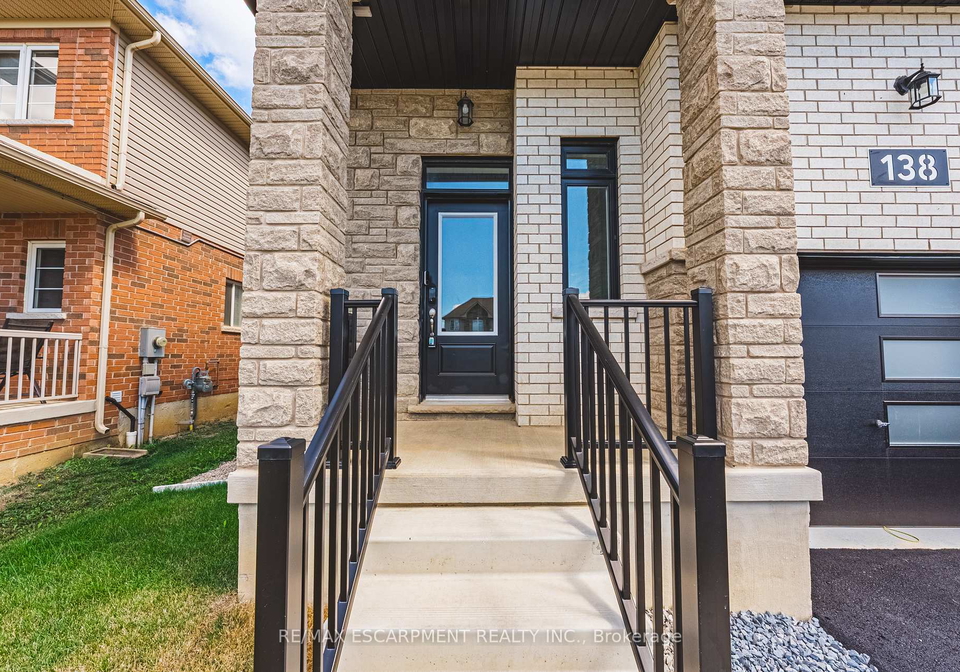 138-lormont-boulevard-hamilton-ontario-x12360924