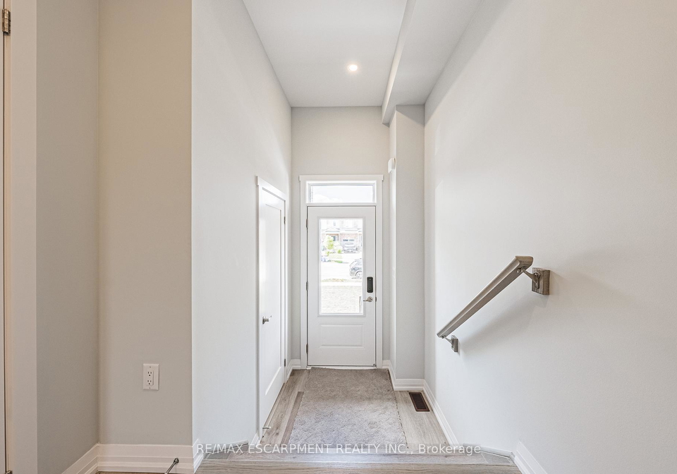138-lormont-boulevard-hamilton-ontario-x12360924