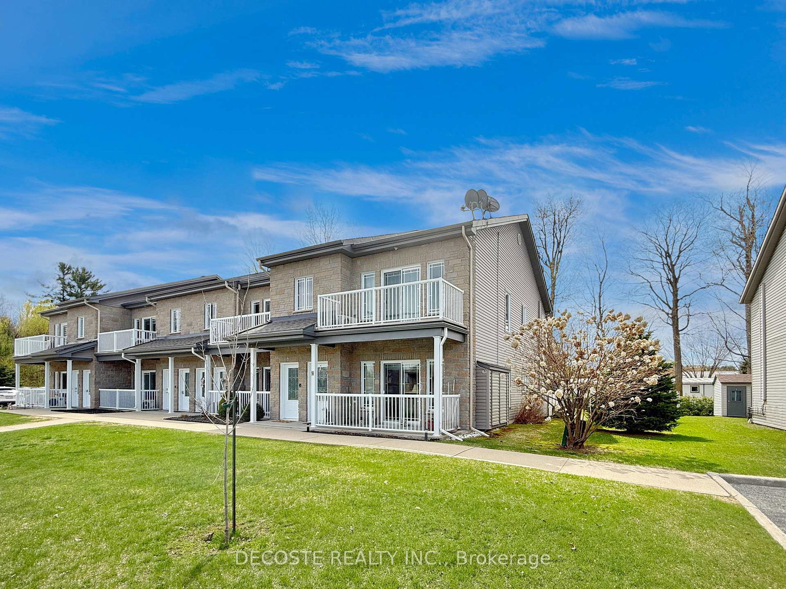 2valain-street-alfred-and-plantagenet-ontario-x12360971