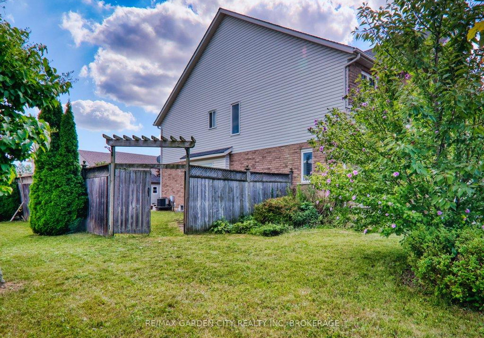 7161-brittany-court-w-niagara-falls-ontario-x12361269