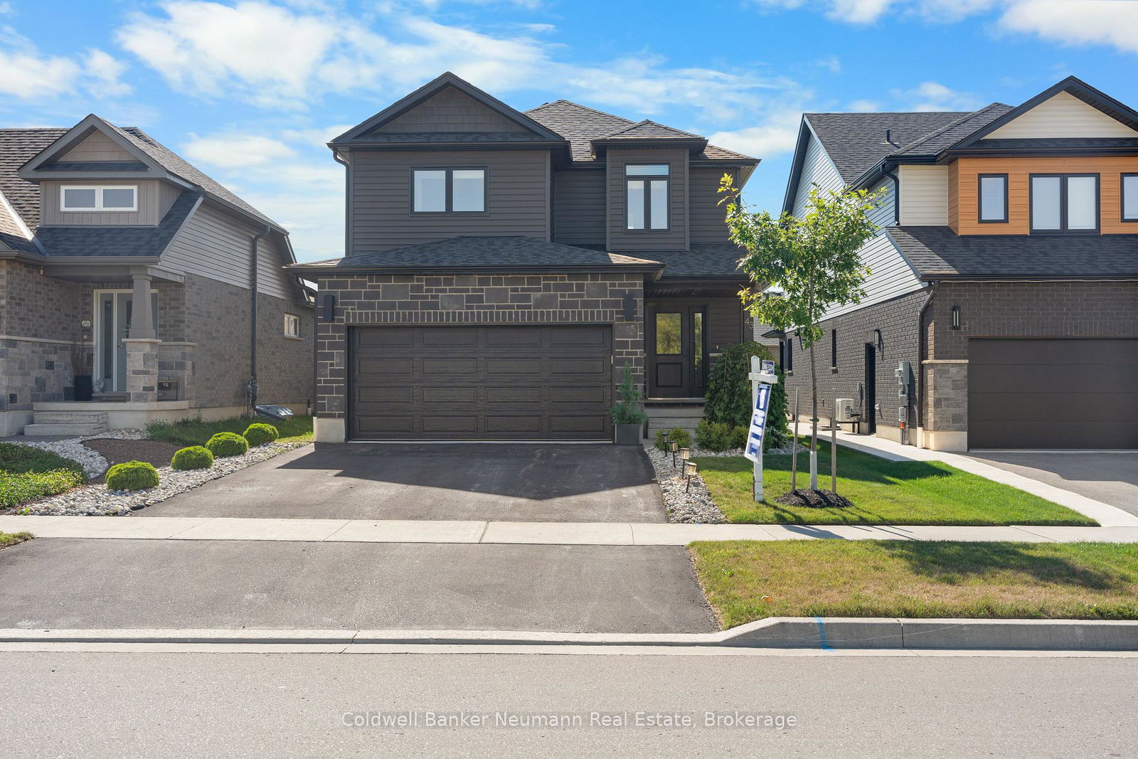 43-york-street-e-centre-wellington-ontario-x12361891
