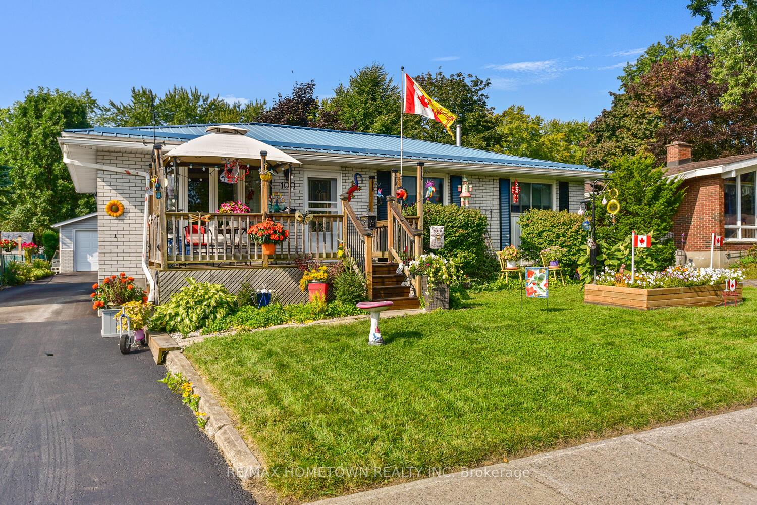 100-windsor-drive-brockville-ontario-x12362009
