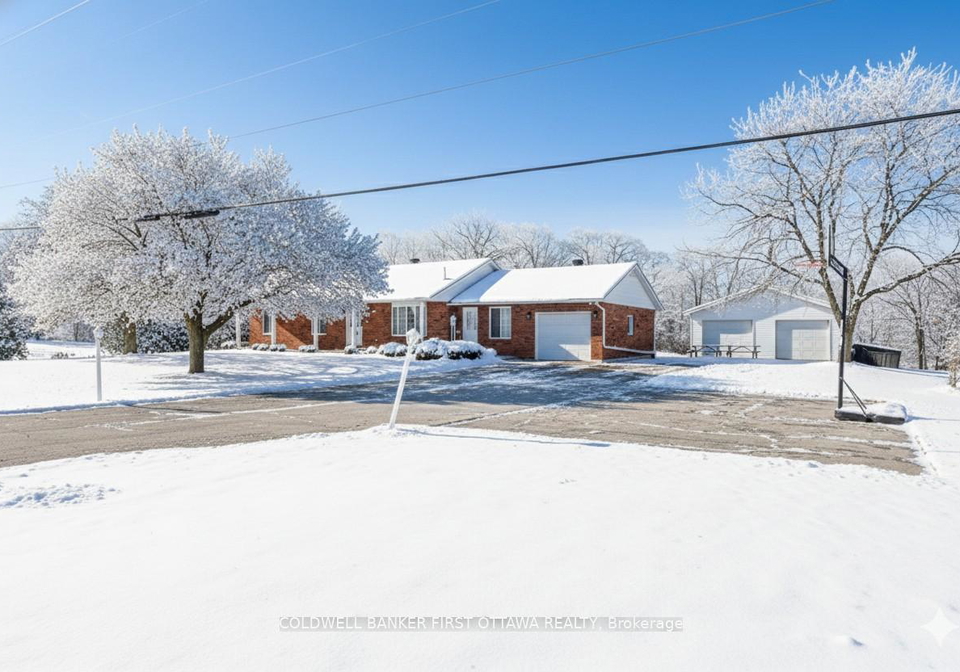 467-lake-eloida-road-elizabethtown-kitley-ontario-x12362181