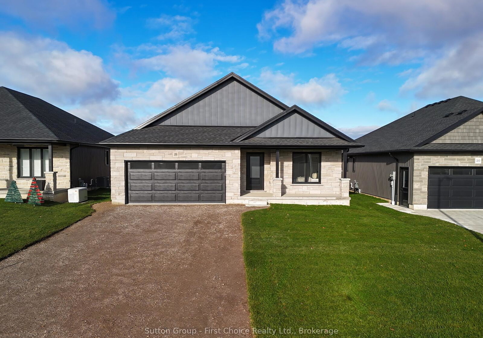 18-nelson-street-west-perth-ontario-x12362272