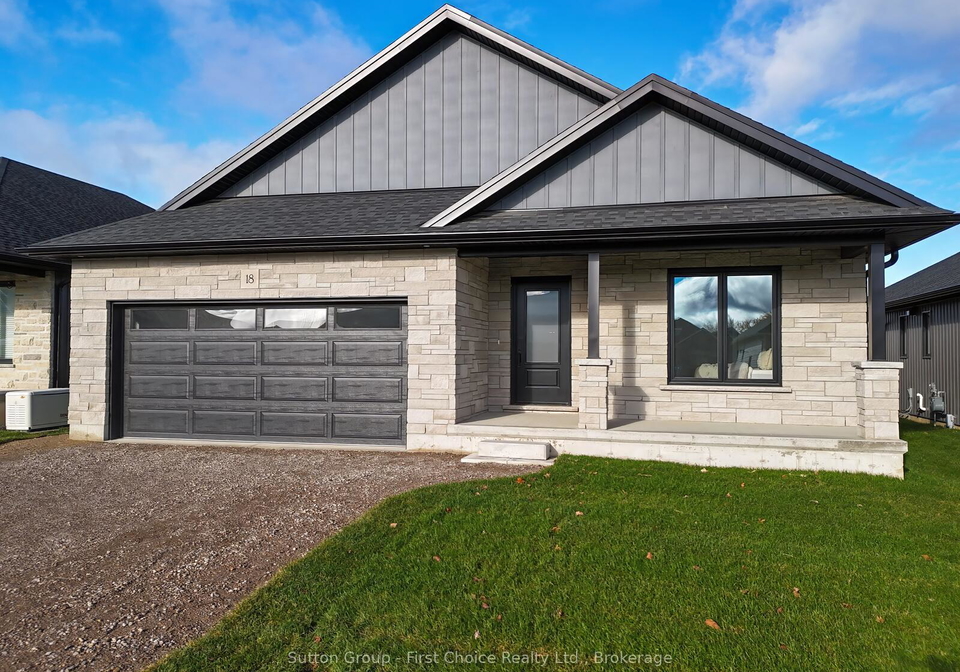 18-nelson-street-west-perth-ontario-x12362272
