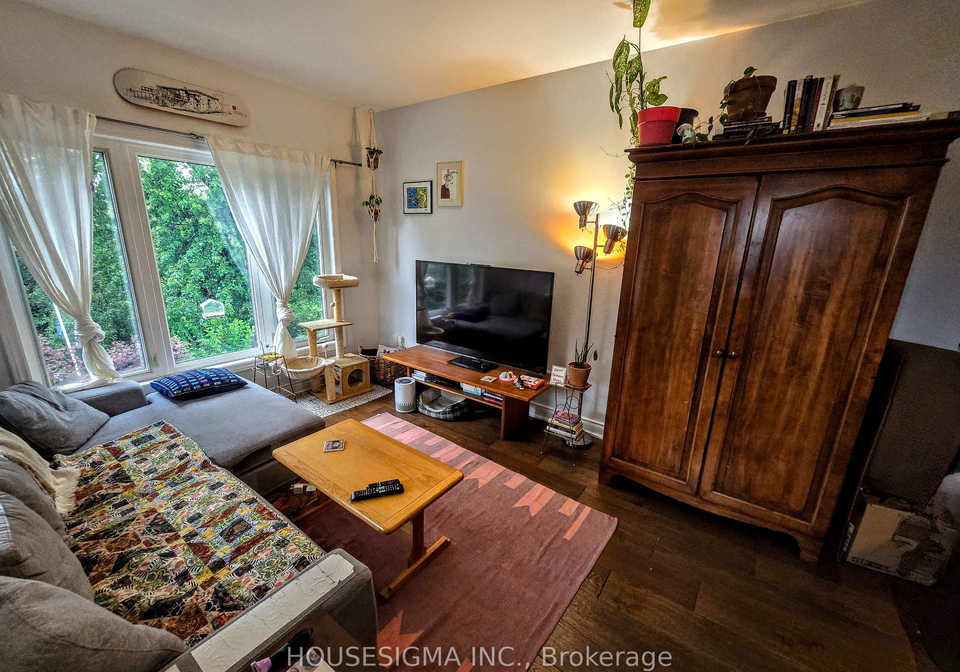 33-warren-avenue-hamilton-ontario-x12362297