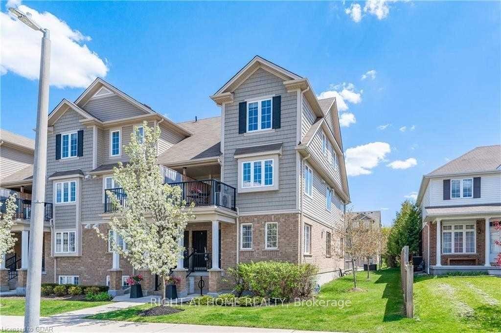 15-carere-crescent-guelph-ontario-x12362320