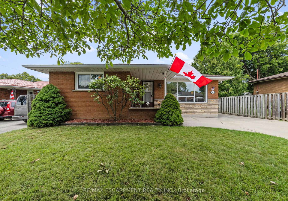 46-bluebird-avenue-hamilton-ontario-x12362446