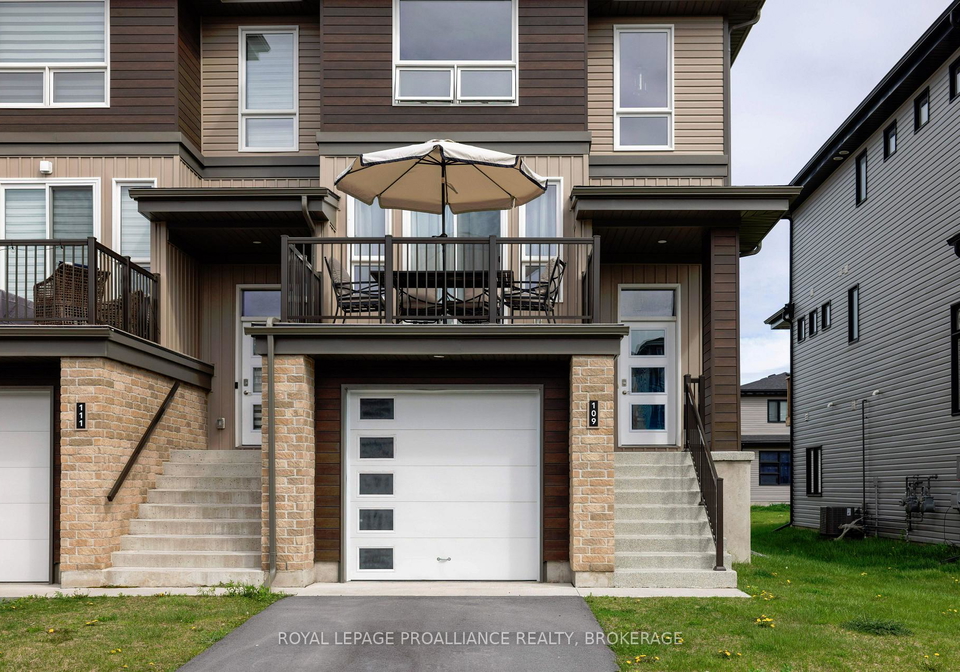 109-superior-drive-loyalist-ontario-x12362474