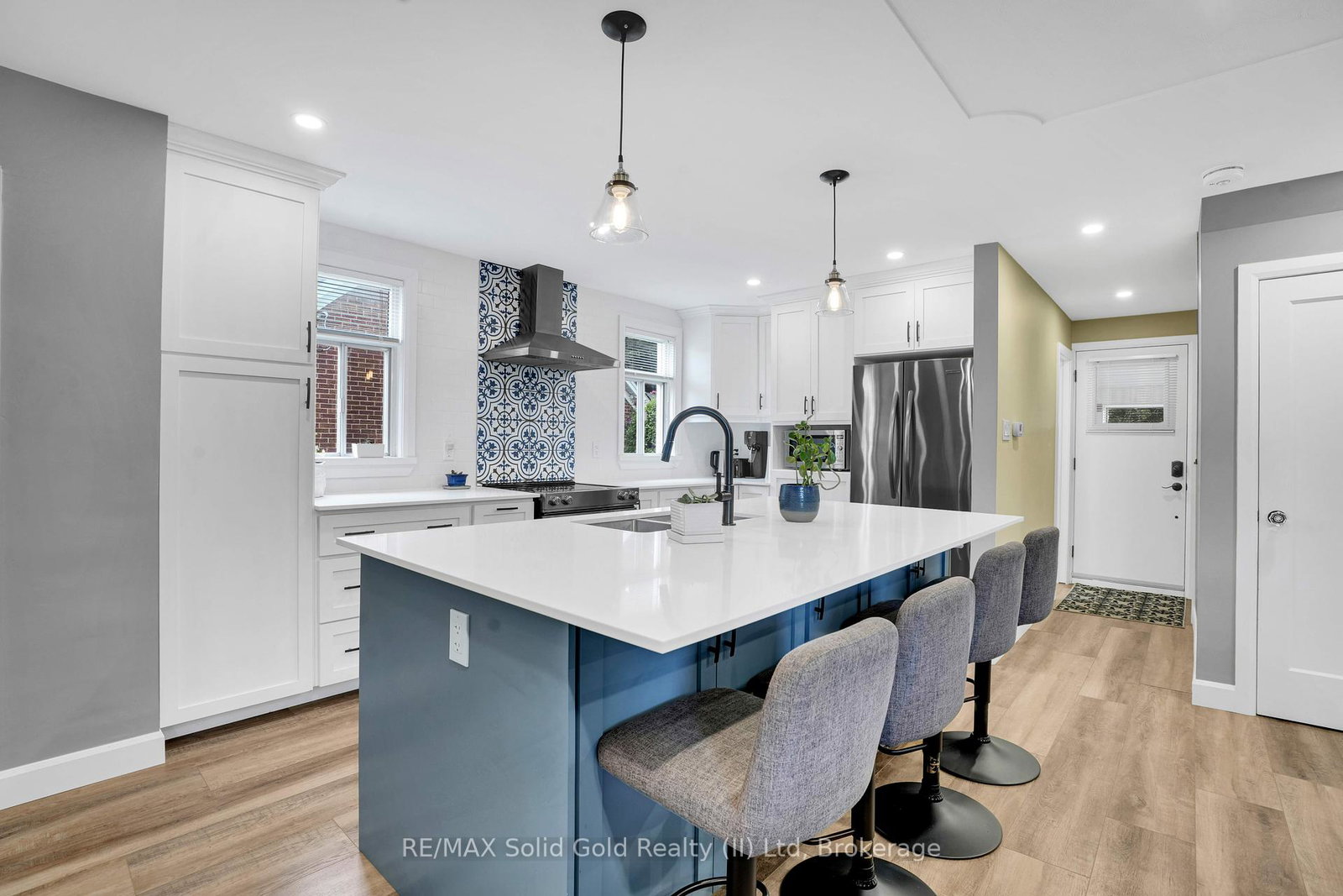 142-lancaster-street-w-kitchener-ontario-x12362477