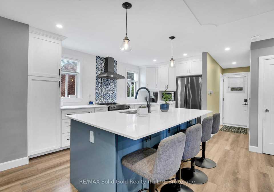 142-lancaster-street-w-kitchener-ontario-x12362477