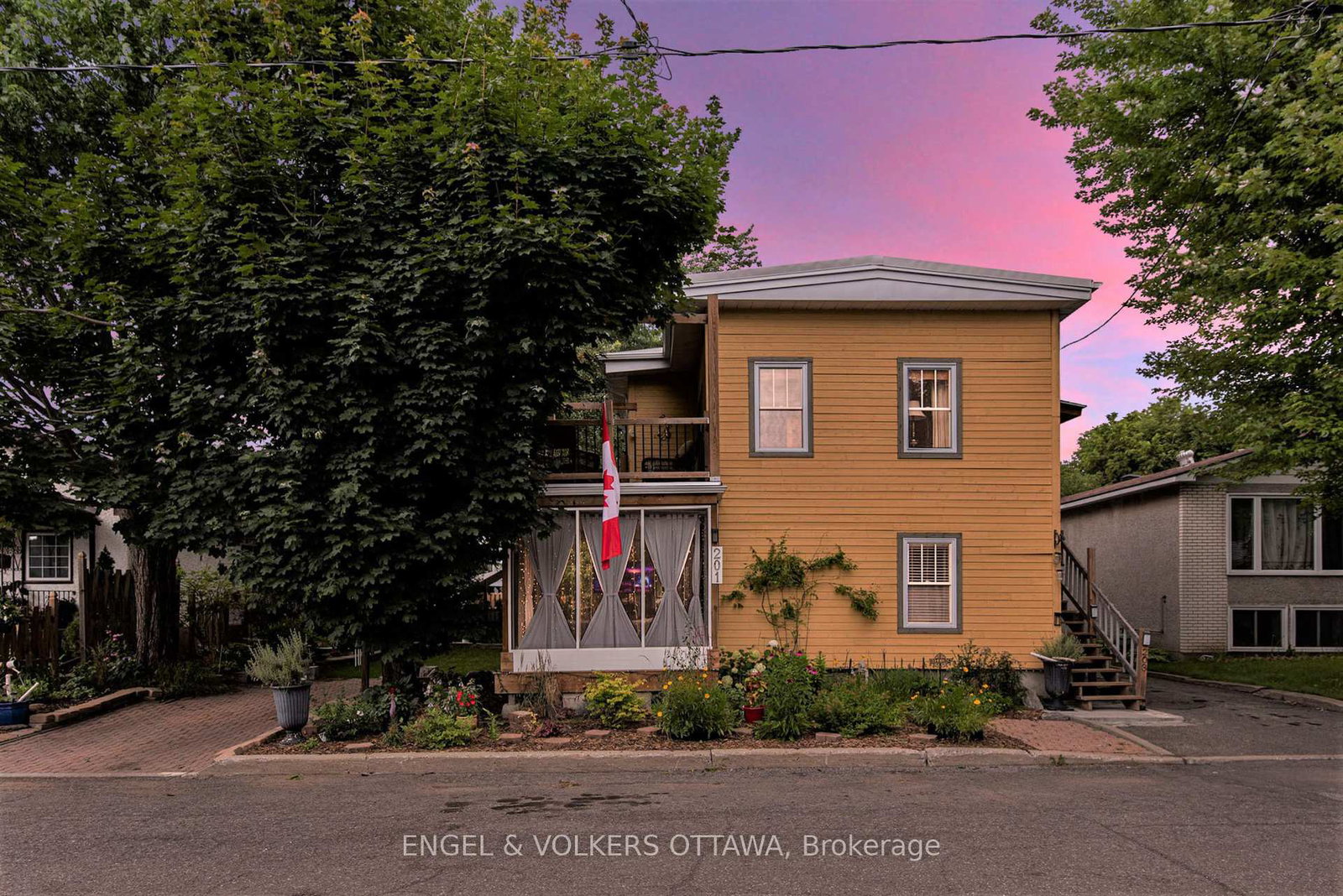 201-203-heritage-maple-way-ottawa-ontario-x12362526