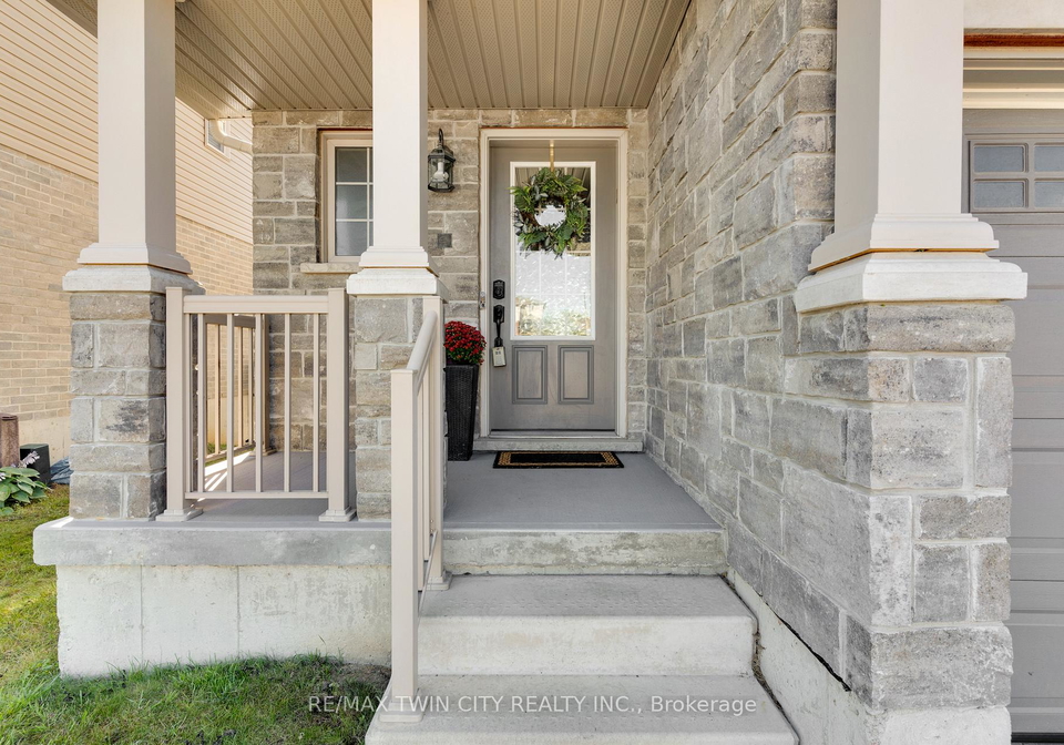 6-upper-mercer-street-kitchener-ontario-x12362791