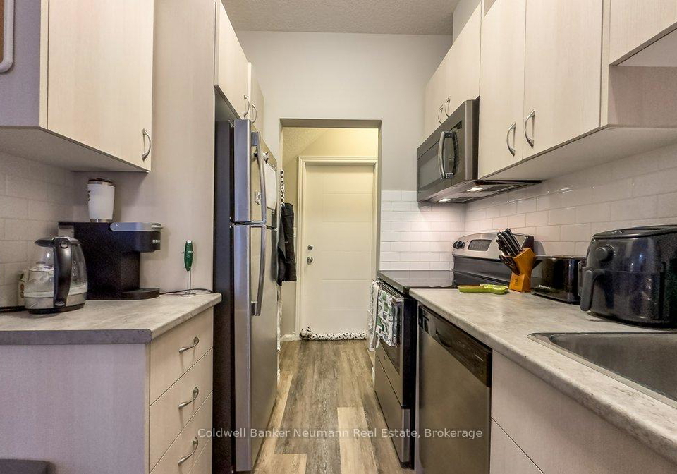 84-wyndham-street-s-guelph-ontario-x12362804