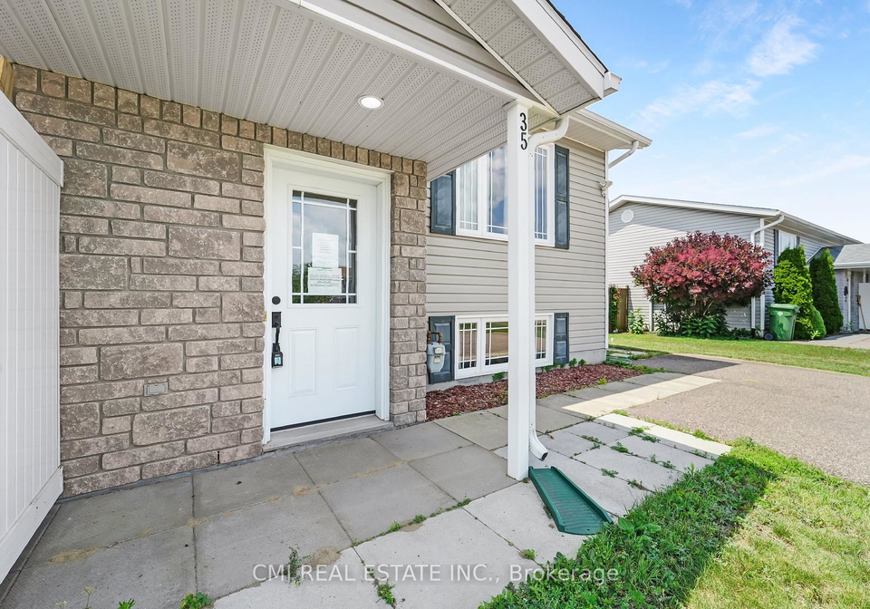35-renfrew-street-petawawa-ontario-x12362894