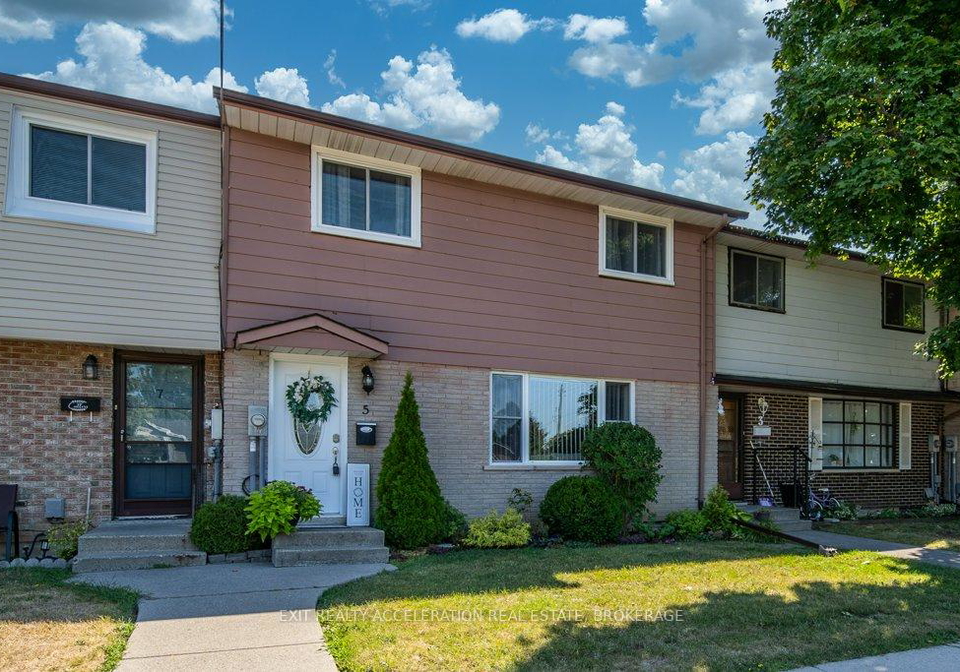 5-splinter-drive-greater-napanee-ontario-x12362916