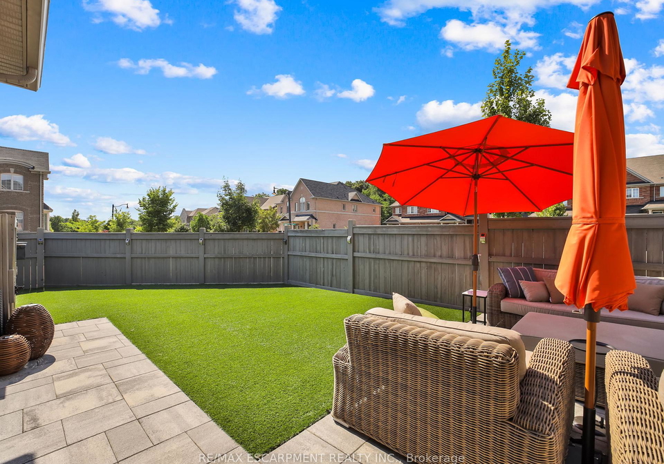 100-burke-street-hamilton-ontario-x12363332