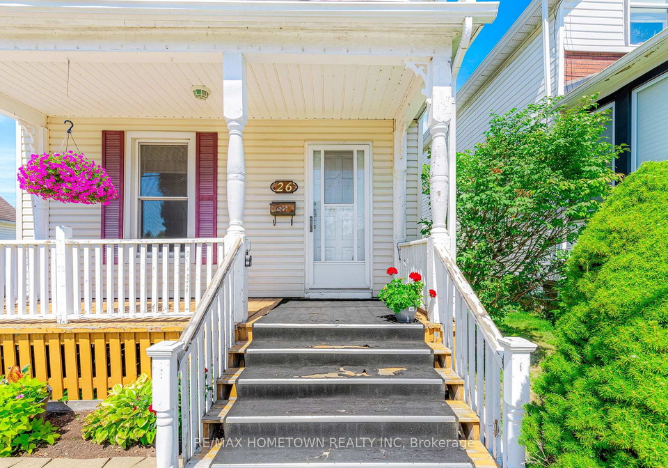 26-front-avenue-e-brockville-ontario-x12363359