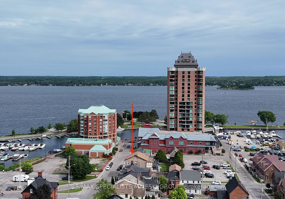 20-broad-street-brockville-ontario-x12363552
