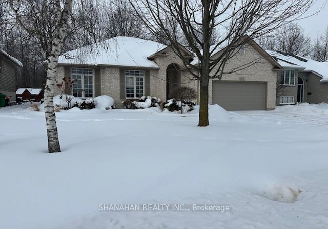 539-country-view-drive-petrolia-ontario-x12363602