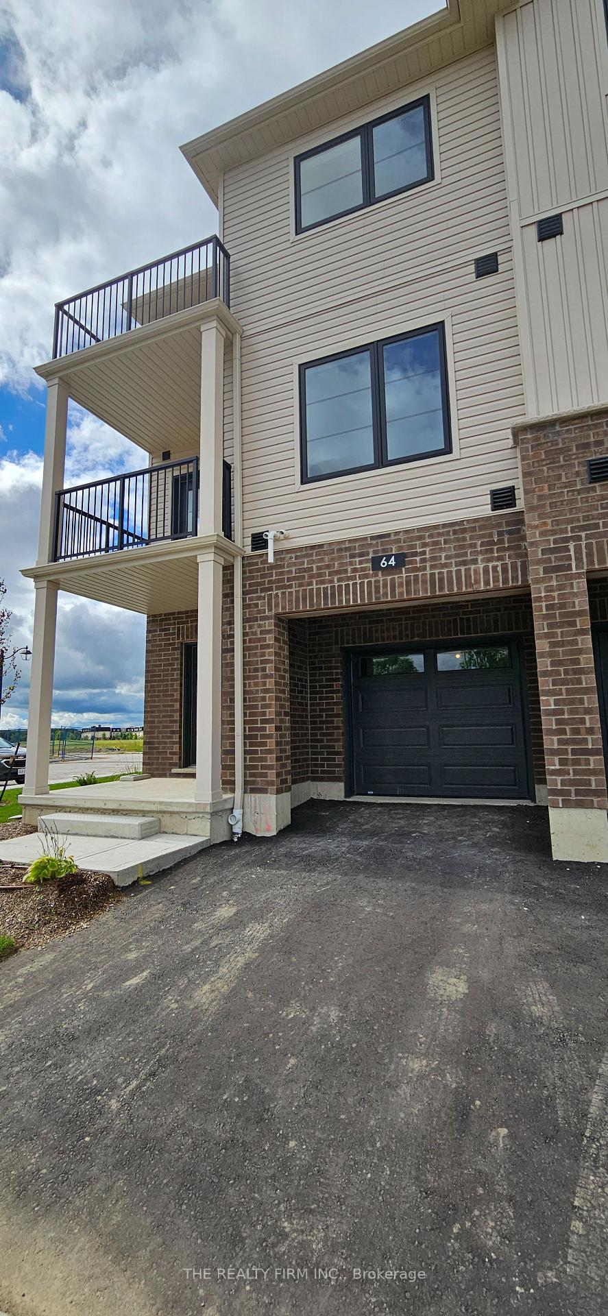 64-ambience-street-stratford-ontario-x12363637