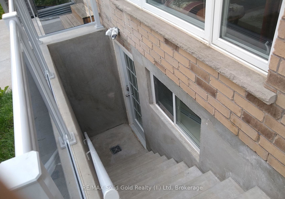 137-rivertrail-avenue-kitchener-ontario-x12363657