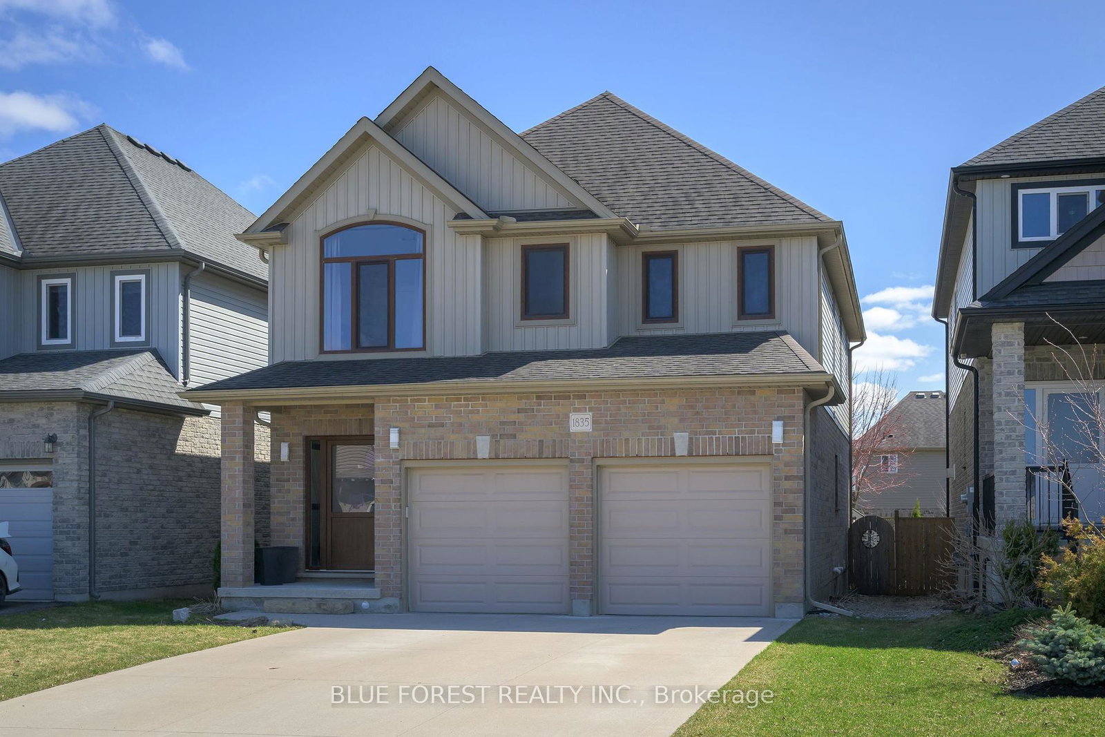 1835-cedarpark-drive-london-north-ontario-x12363874