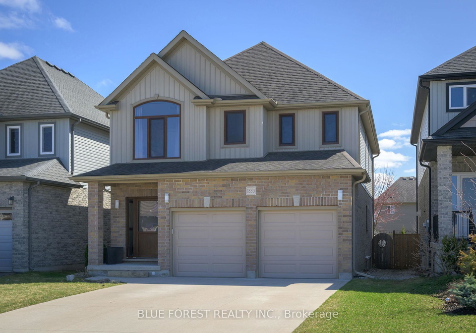 1835-cedarpark-drive-london-north-ontario-x12363874