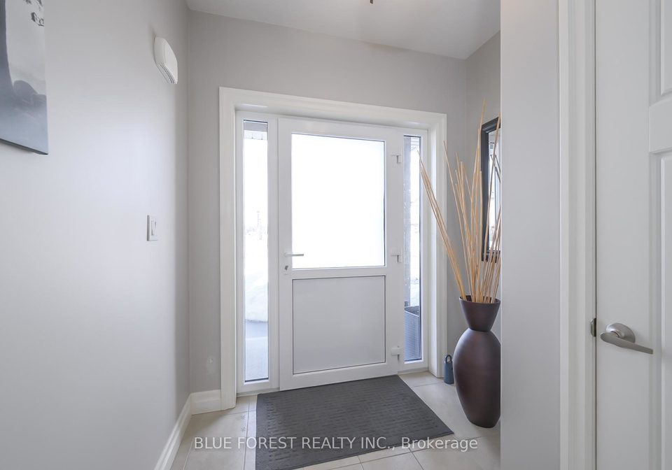 1835-cedarpark-drive-london-north-ontario-x12363874