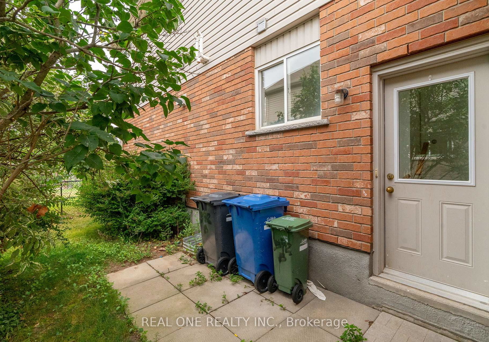 372-eastview-road-guelph-ontario-x12364154