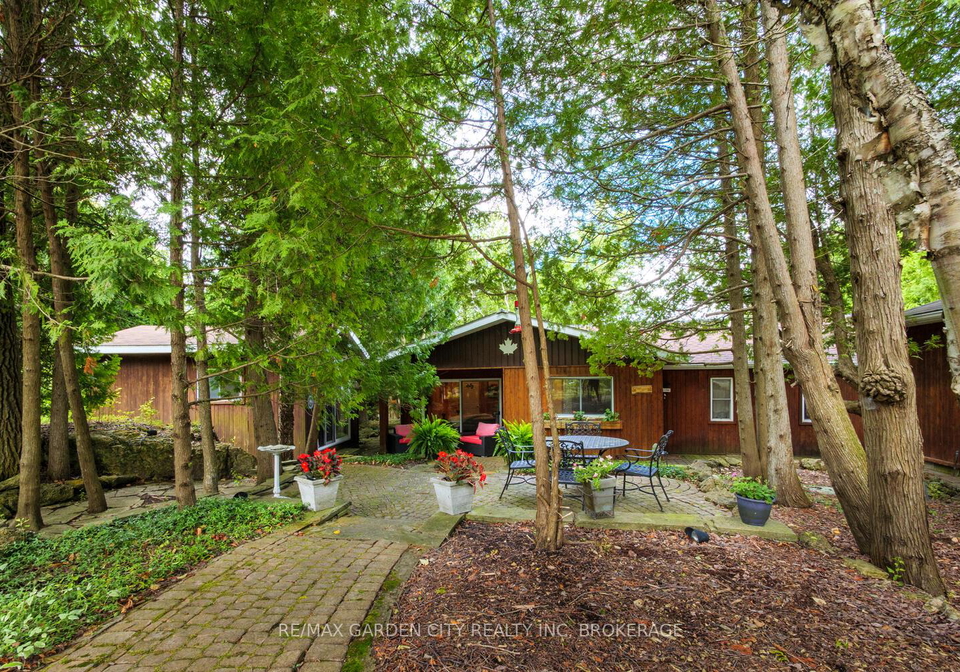 165-simpson-avenue-northern-bruce-peninsula-ontario-x12364186