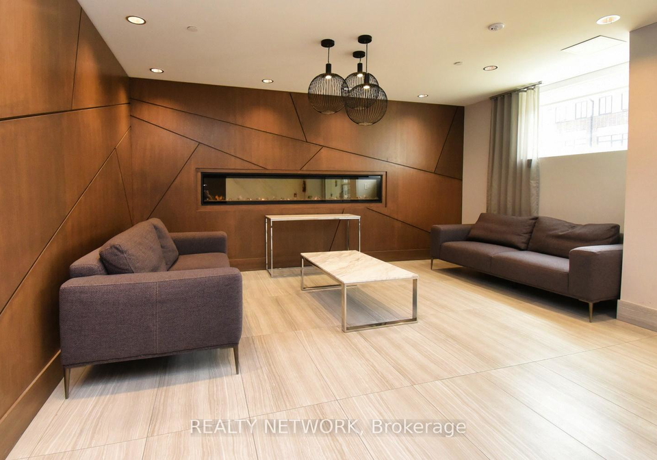 16-markle-crescent-hamilton-ontario-x12364404