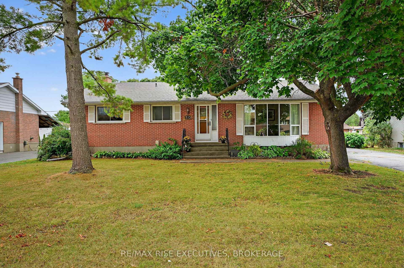 50-hyland-court-loyalist-ontario-x12364691