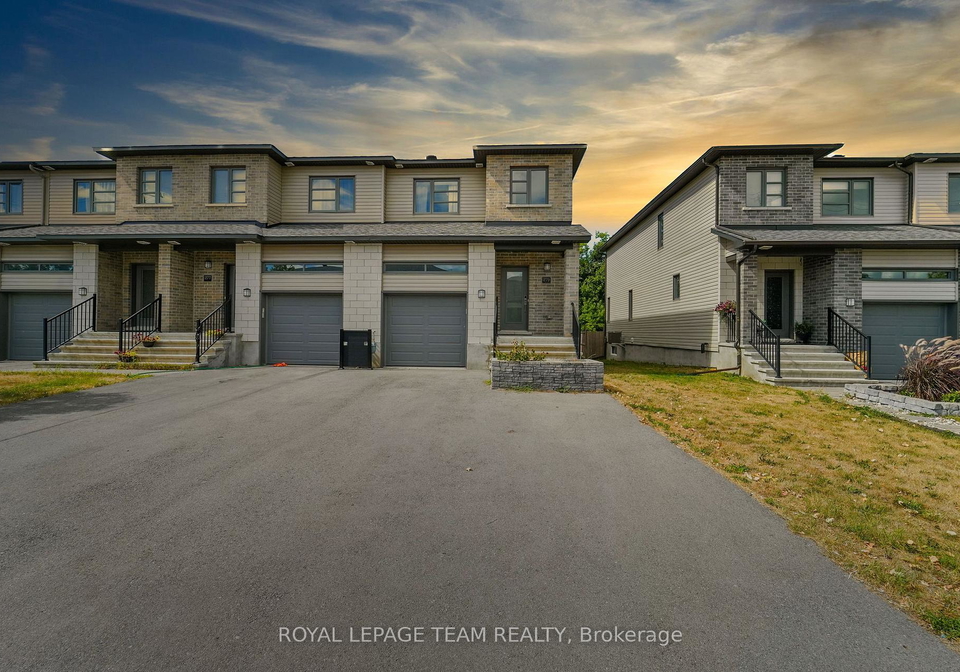279-munro-street-carleton-place-ontario-x12364960