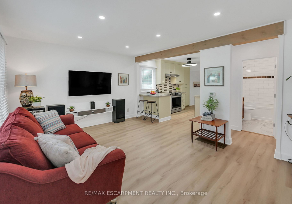 1-waverley-road-st-catharines-ontario-x12365134