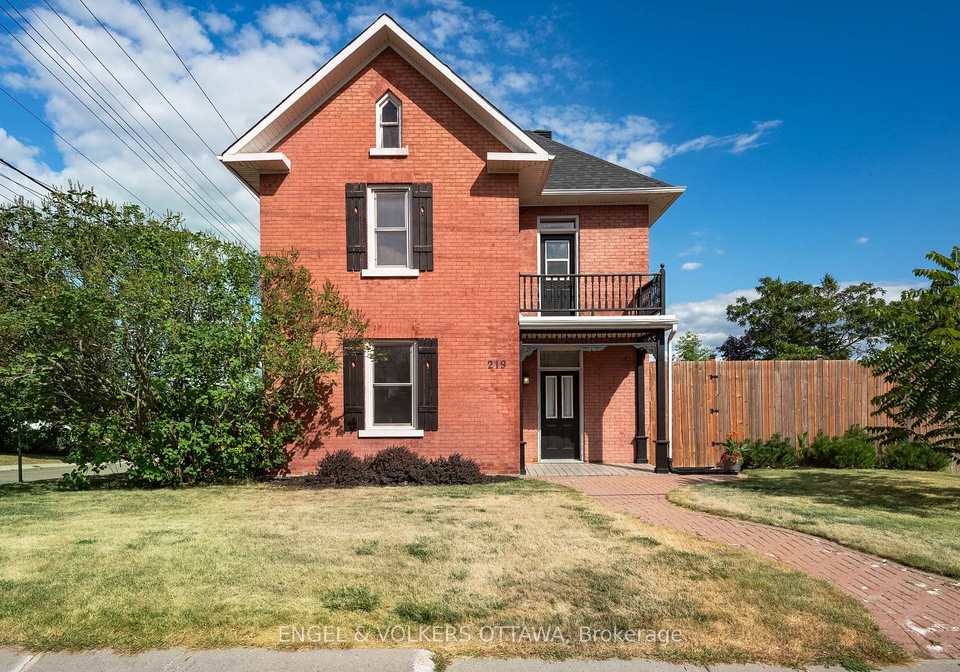 219-john-street-n-arnprior-ontario-x12365146