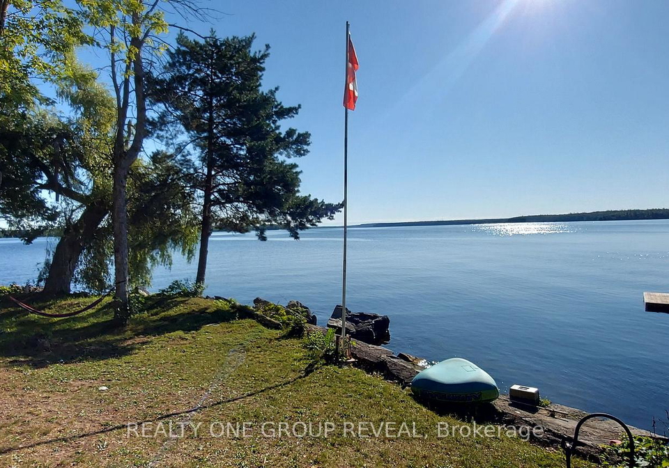 26-fire-route-128-e-trent-lakes-ontario-x12365253