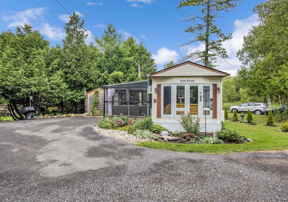 1085-10th-concession-road-w-hamilton-ontario-x12365388