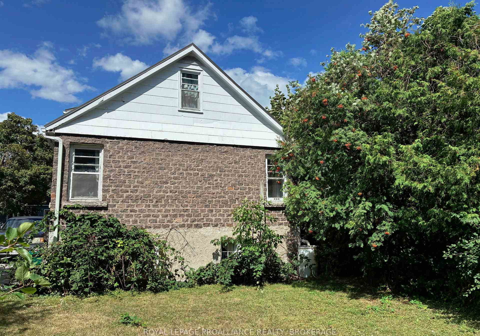808-brock-street-kingston-ontario-x12365446