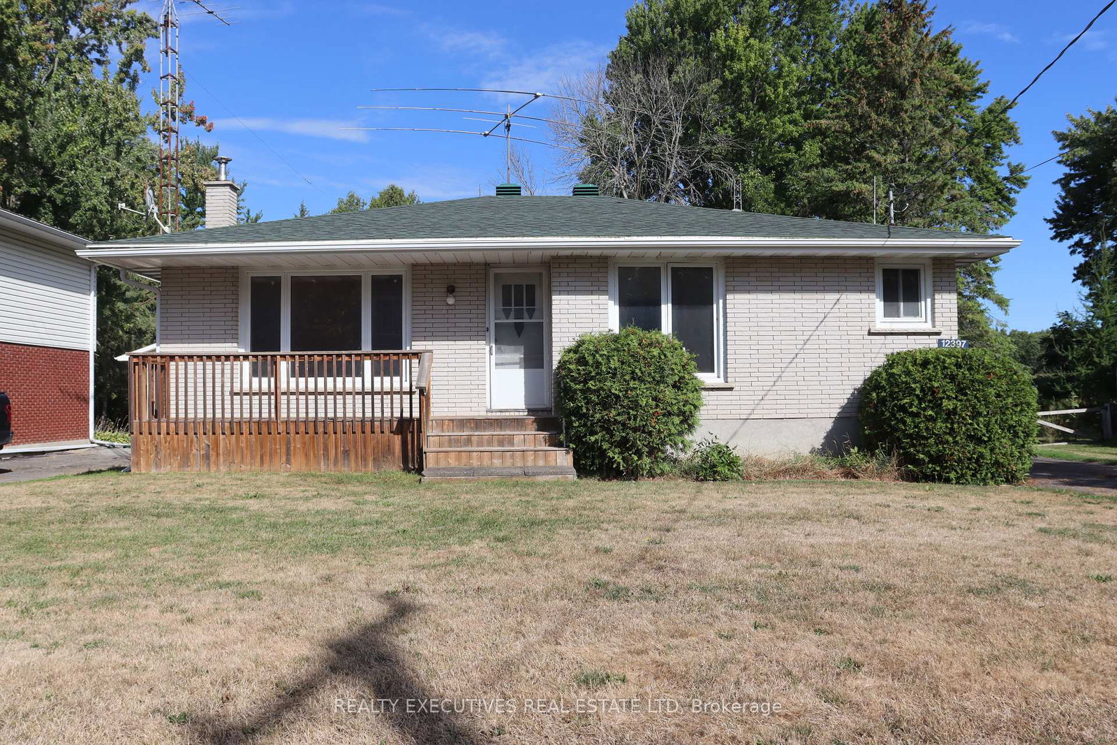 12397-county-road-18-south-dundas-ontario-x12365721