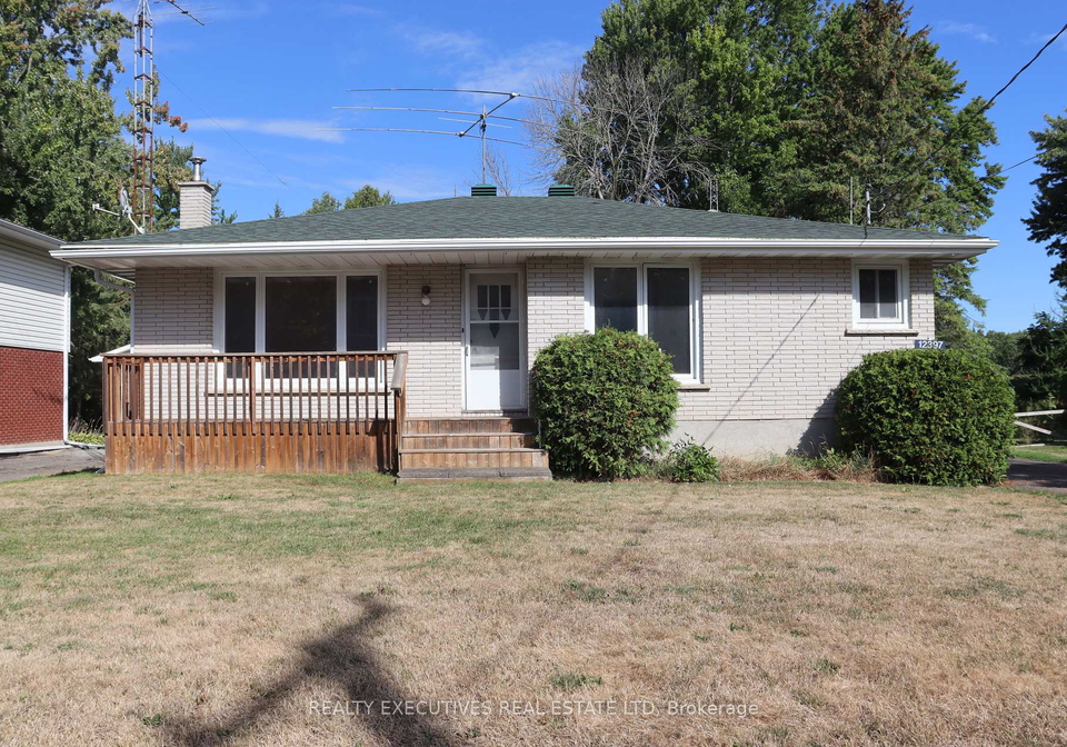 12397-county-road-18-south-dundas-ontario-x12365721